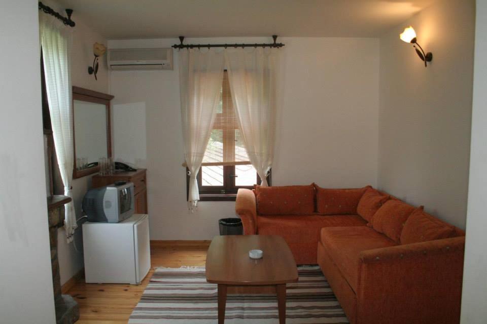 Family Hotel Bile Beli Osŭm エクステリア 写真